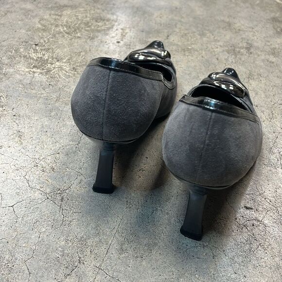 Stuart Weitzman, charcoal suede, and Patent pumps - Picture 6 of 7